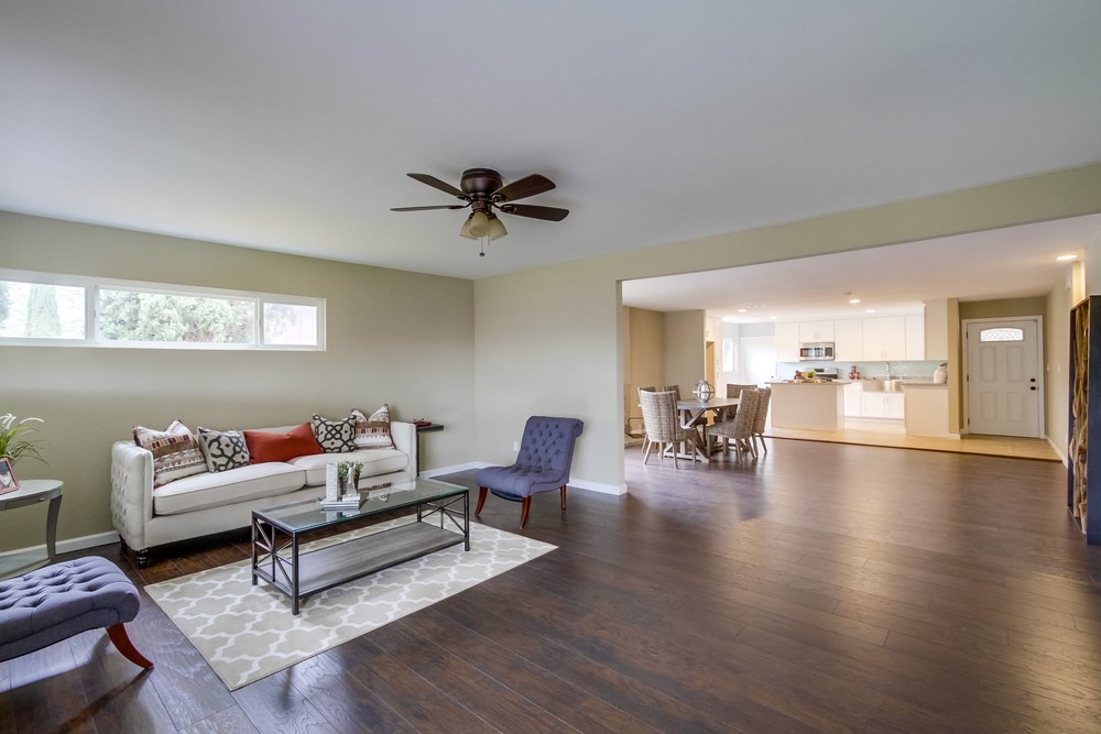 Virtual tour photo 12 of 39 for 8815 Whelan Dr