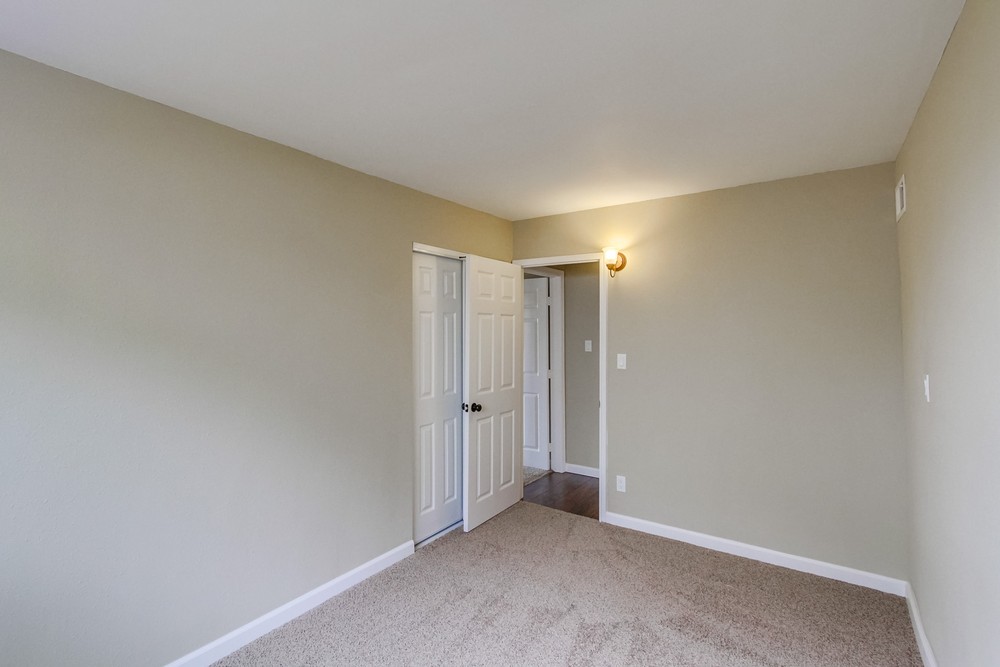 Virtual tour photo 30 of 39 for 8815 Whelan Dr