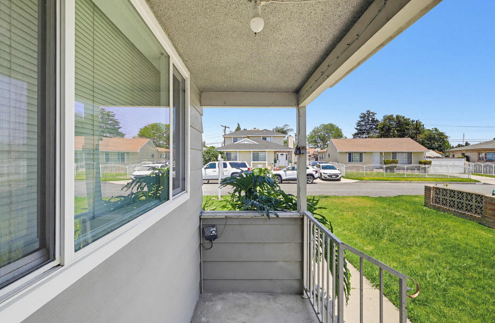 Virtual tour photo 6 of 60 for 8818 Aldrich St