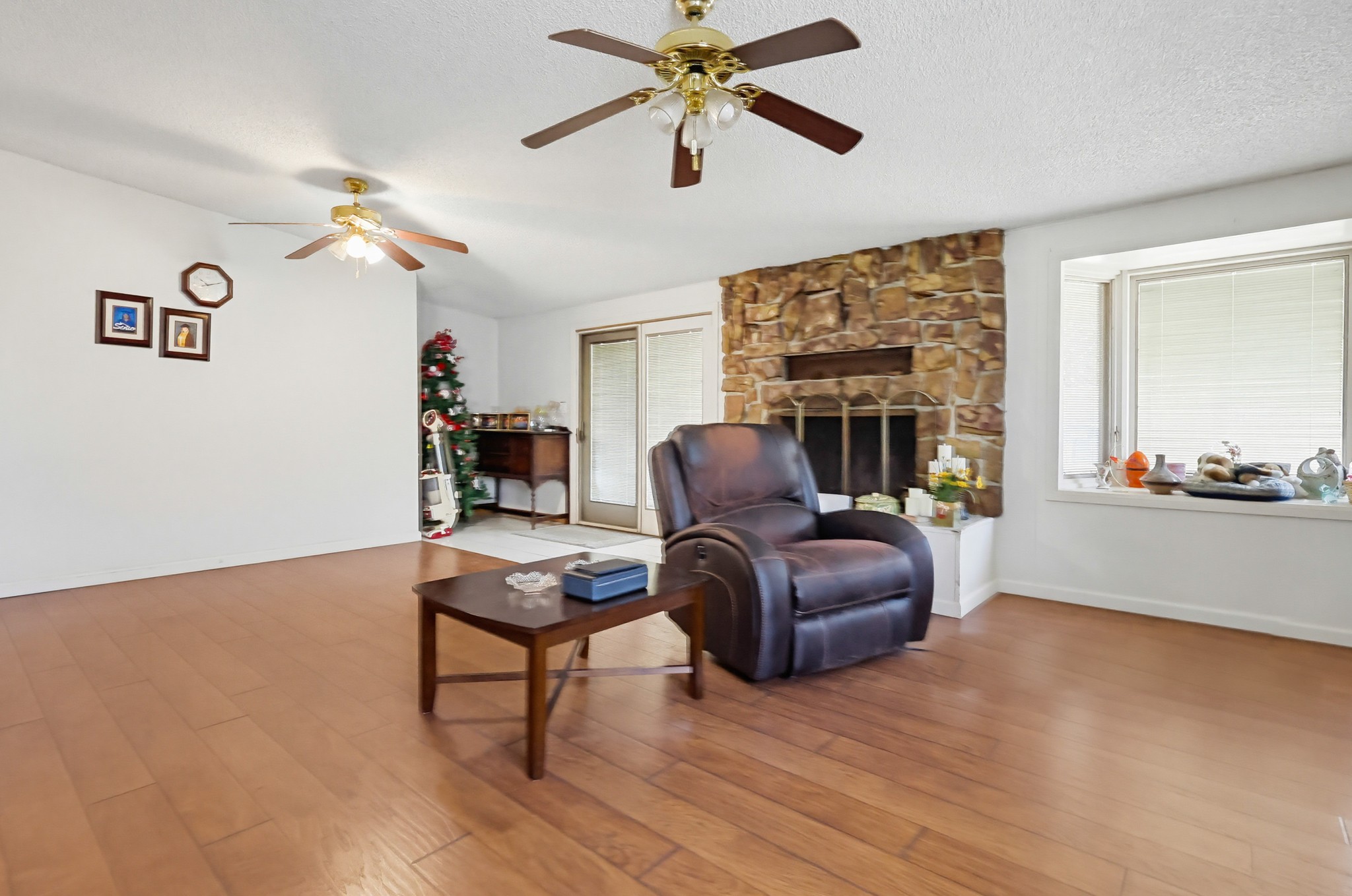 Virtual tour photo 25 of 60 for 8818 Aldrich St
