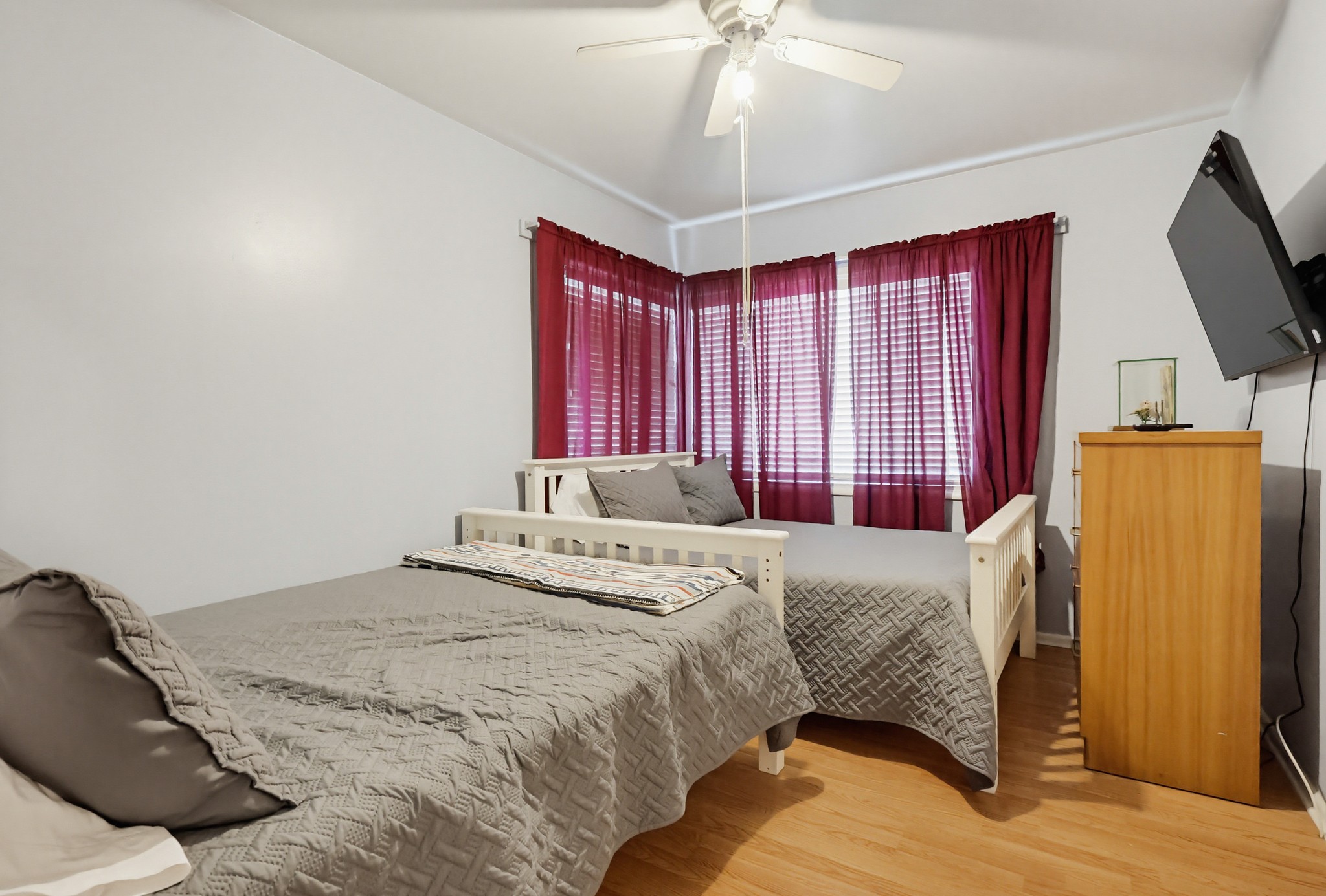 Virtual tour photo 38 of 60 for 8818 Aldrich St