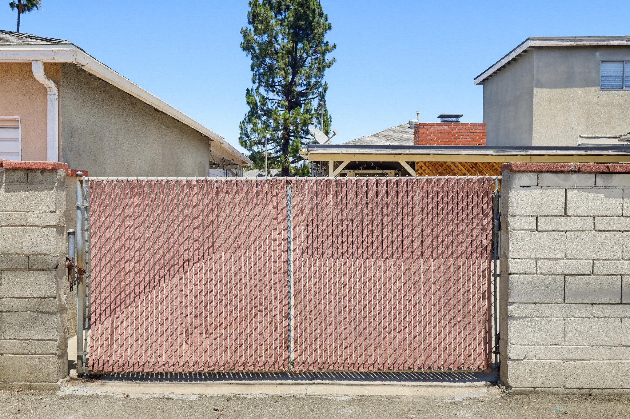 Virtual tour photo 46 of 60 for 8818 Aldrich St