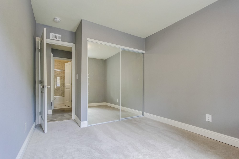 Virtual tour photo 24 of 43 for 882 Carlsbad St