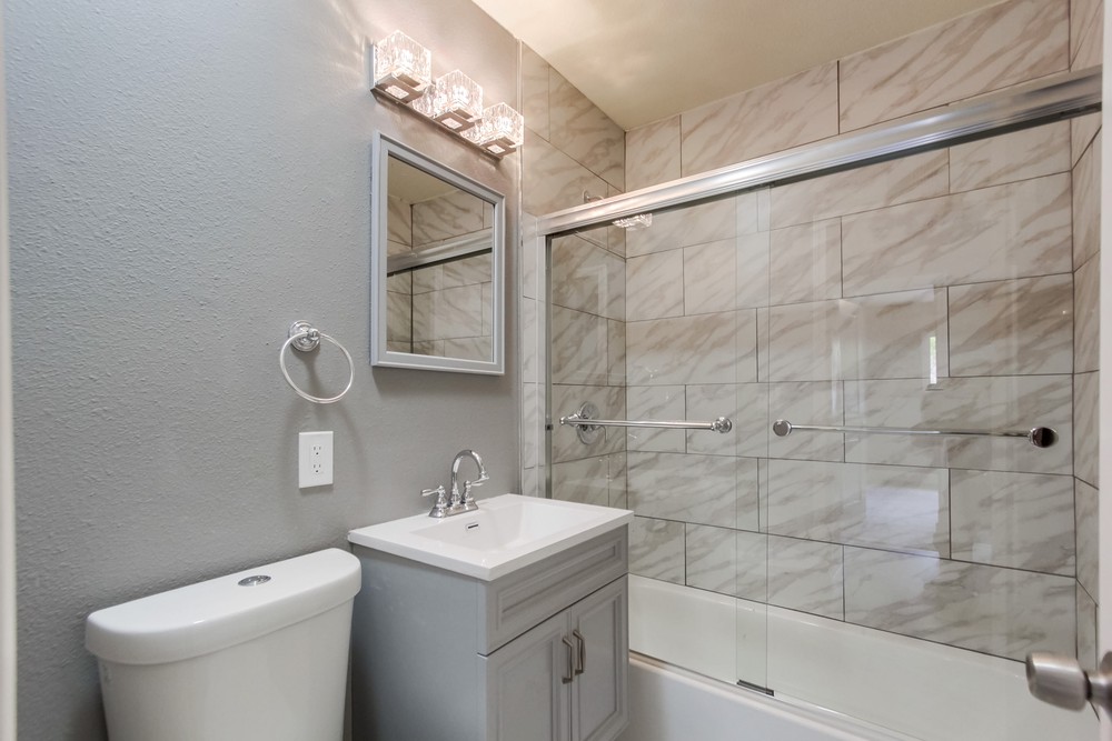 Virtual tour photo 29 of 43 for 882 Carlsbad St