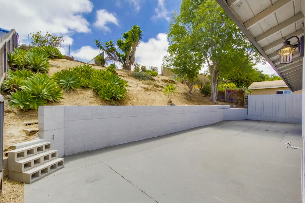 Virtual tour photo 31 of 43 for 882 Carlsbad St