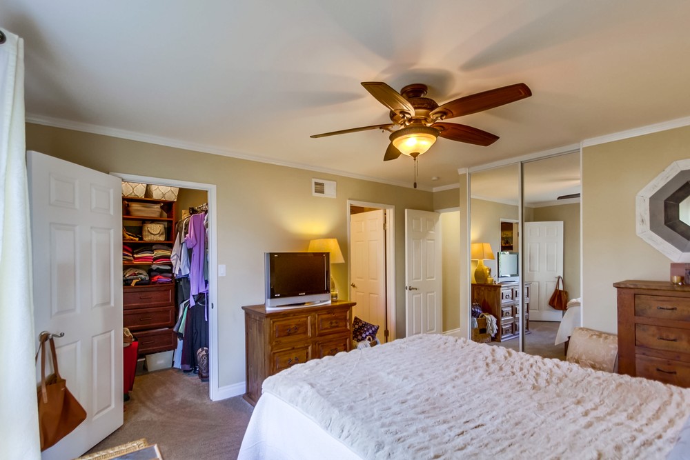 Virtual tour photo 27 of 44 for 8825 Highsmith Ln