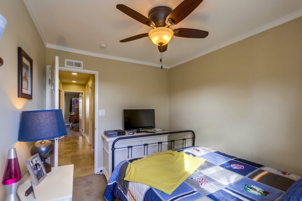 Virtual tour photo 30 of 44 for 8825 Highsmith Ln