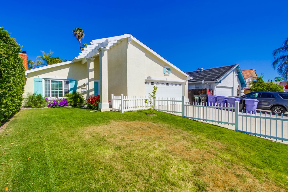 Virtual tour photo 7 of 56 for 8832 Aquarius Dr