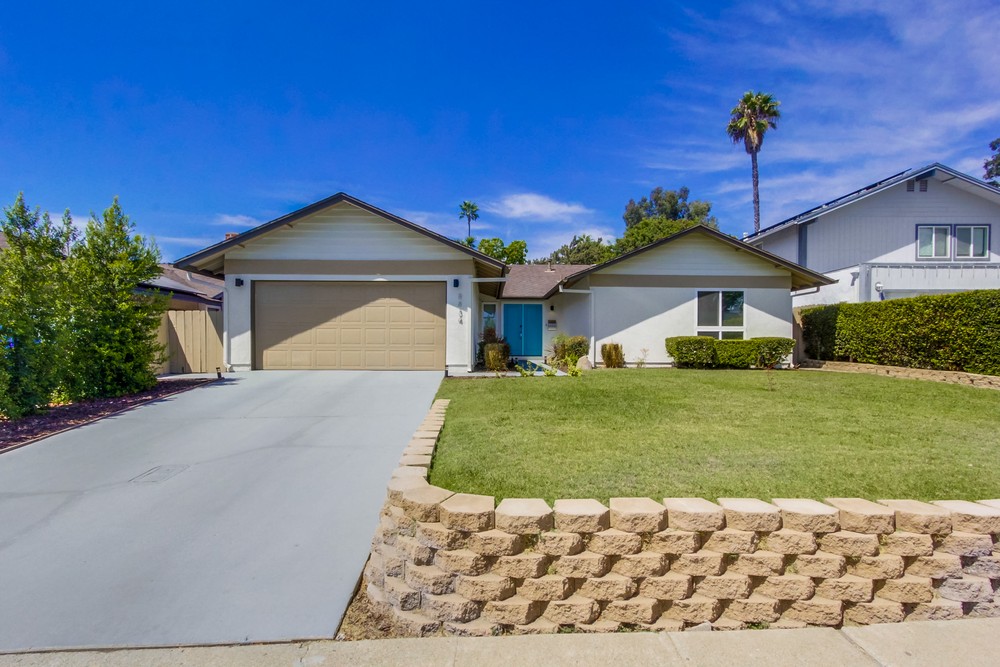 Virtual tour photo 1 of 38 for 8834 Whiteport Ln