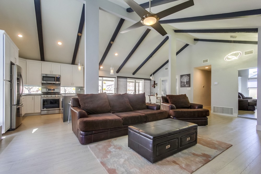 Virtual tour photo 8 of 38 for 8834 Whiteport Ln