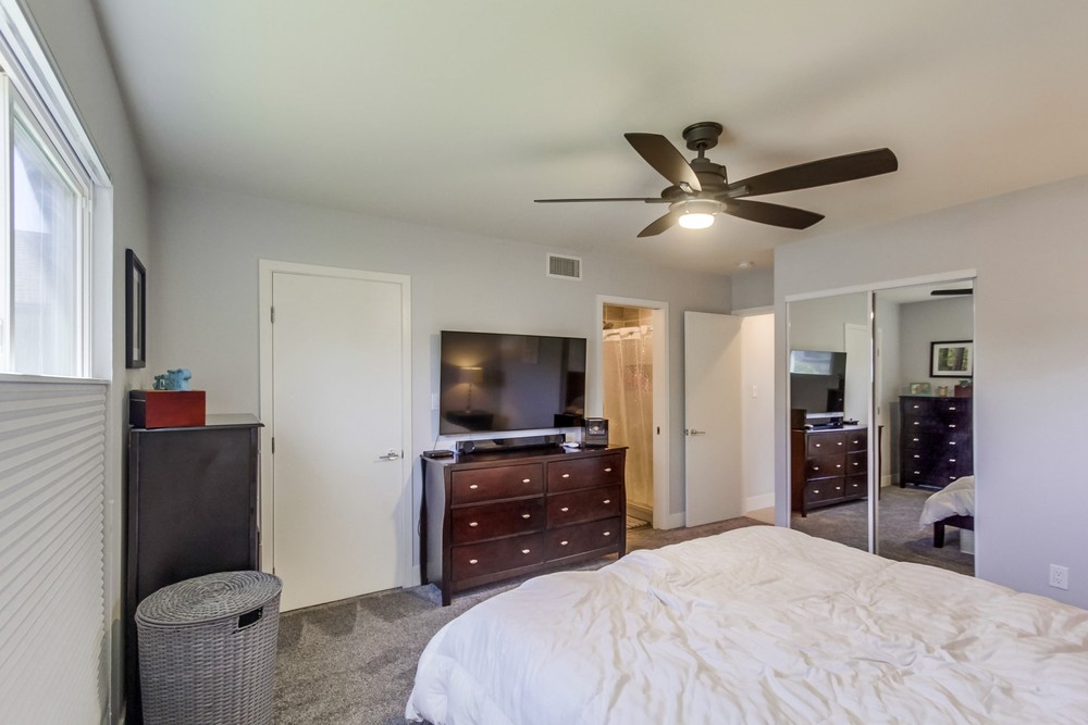 Virtual tour photo 25 of 38 for 8834 Whiteport Ln