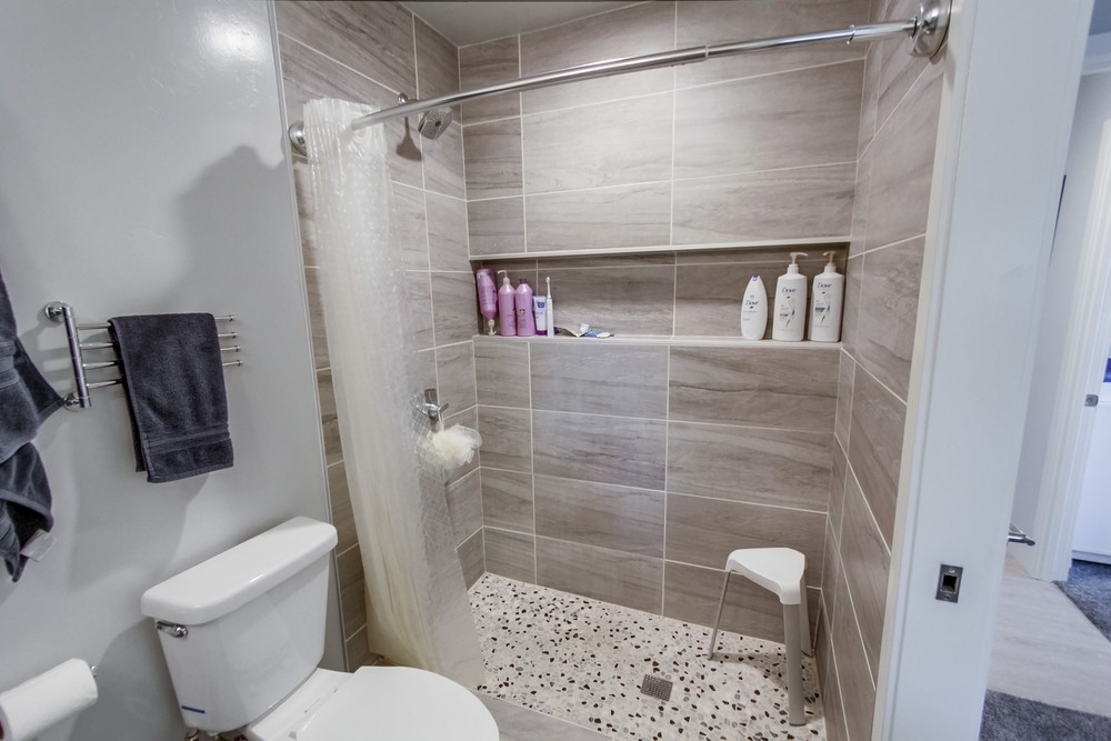 Virtual tour photo 27 of 38 for 8834 Whiteport Ln