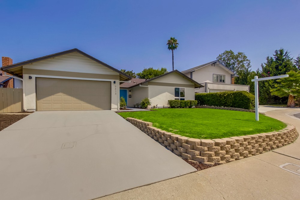 Virtual tour photo 3 of 35 for 8834 Whiteport Ln