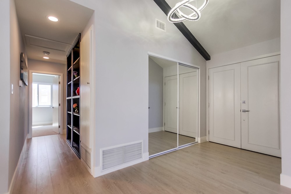 Virtual tour photo 13 of 35 for 8834 Whiteport Ln