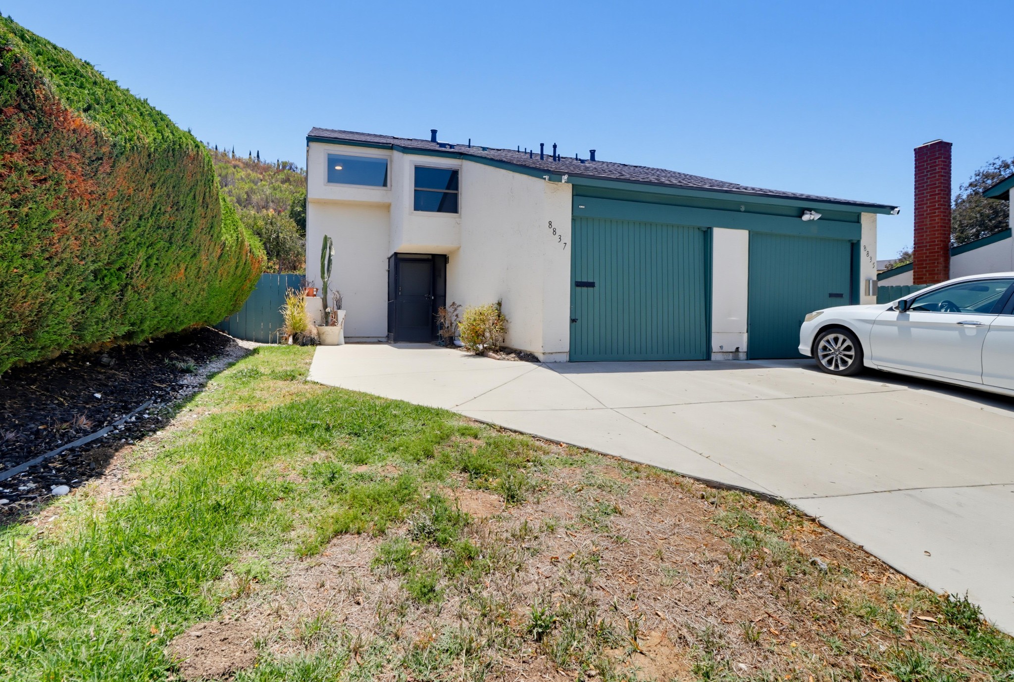 Virtual tour photo 1 of 35 for 8837 Terrarama Ave