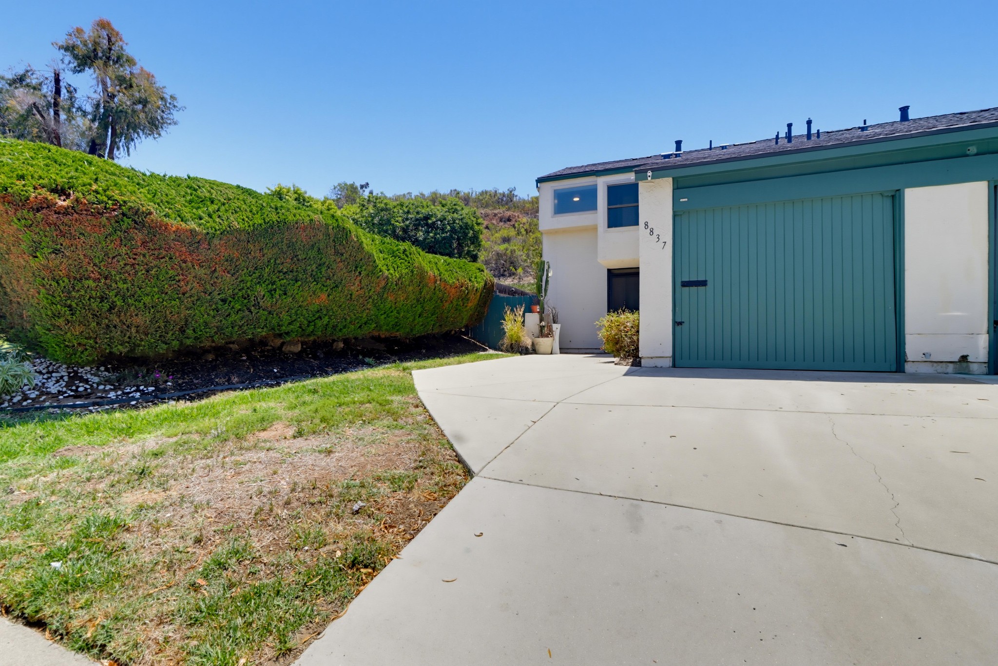 Virtual tour photo 3 of 35 for 8837 Terrarama Ave