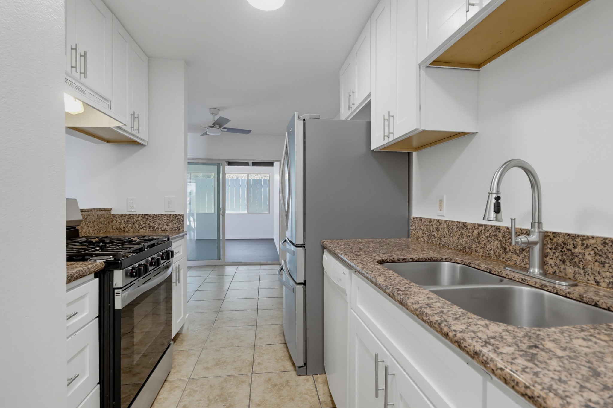 Virtual tour photo 6 of 35 for 8837 Terrarama Ave