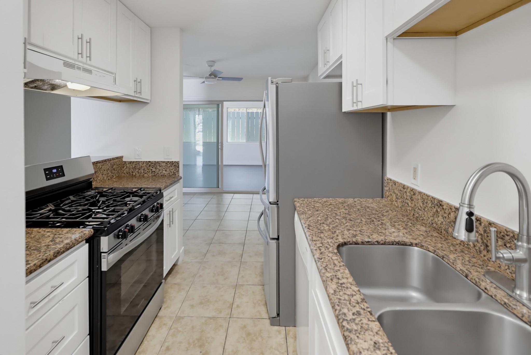 Virtual tour photo 7 of 35 for 8837 Terrarama Ave