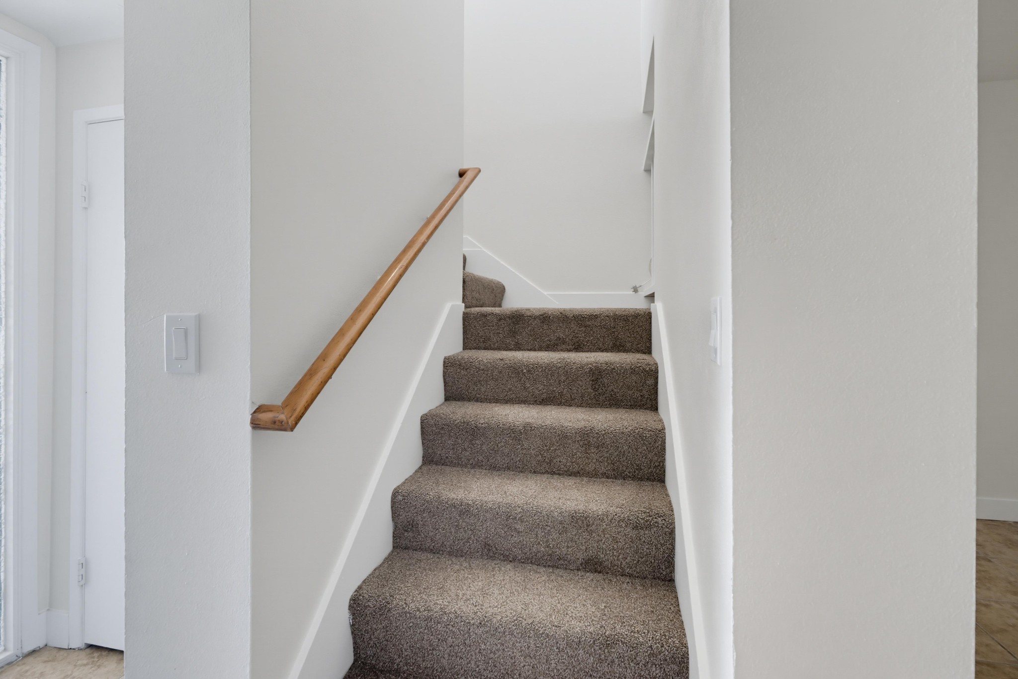 Virtual tour photo 16 of 35 for 8837 Terrarama Ave