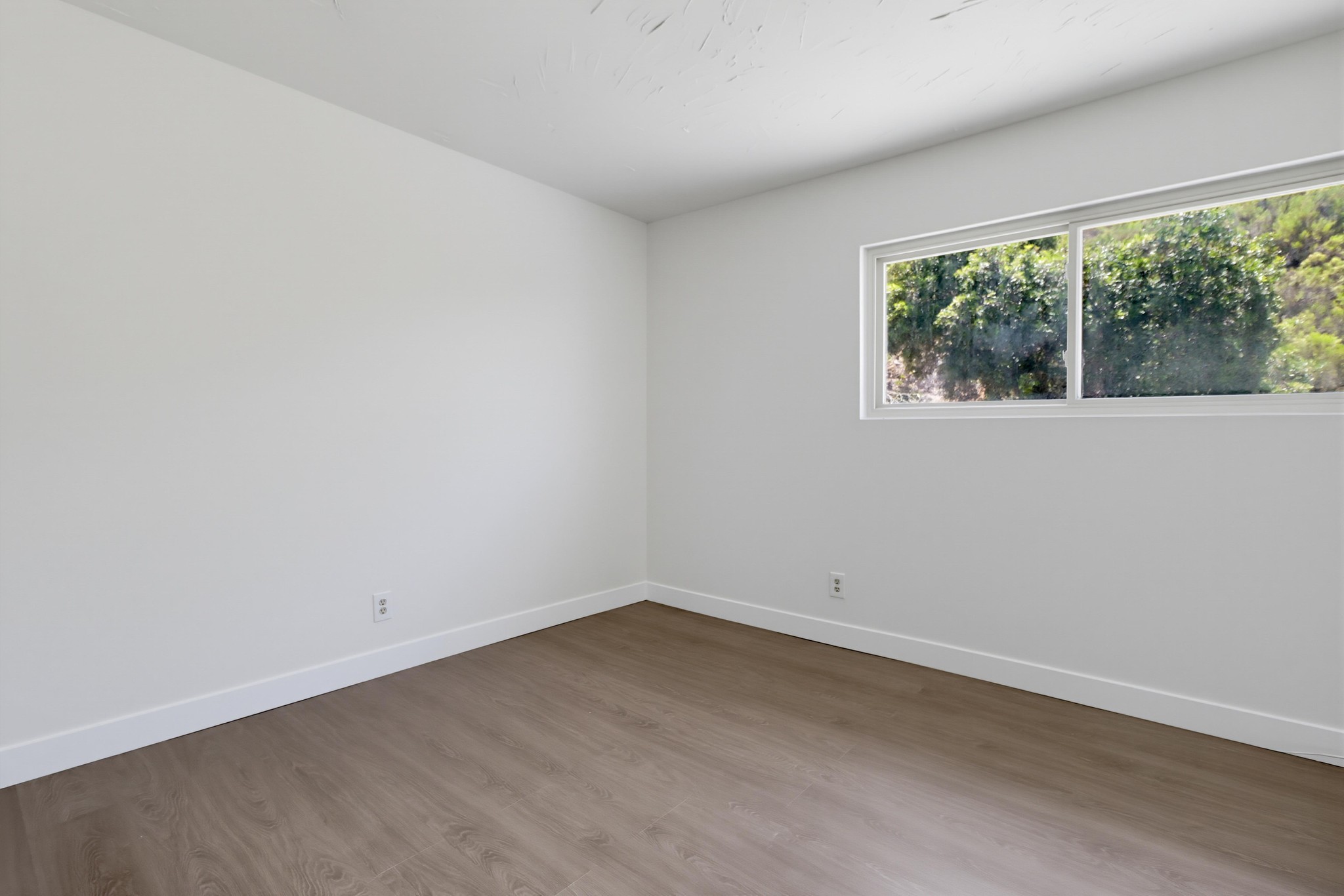 Virtual tour photo 24 of 35 for 8837 Terrarama Ave