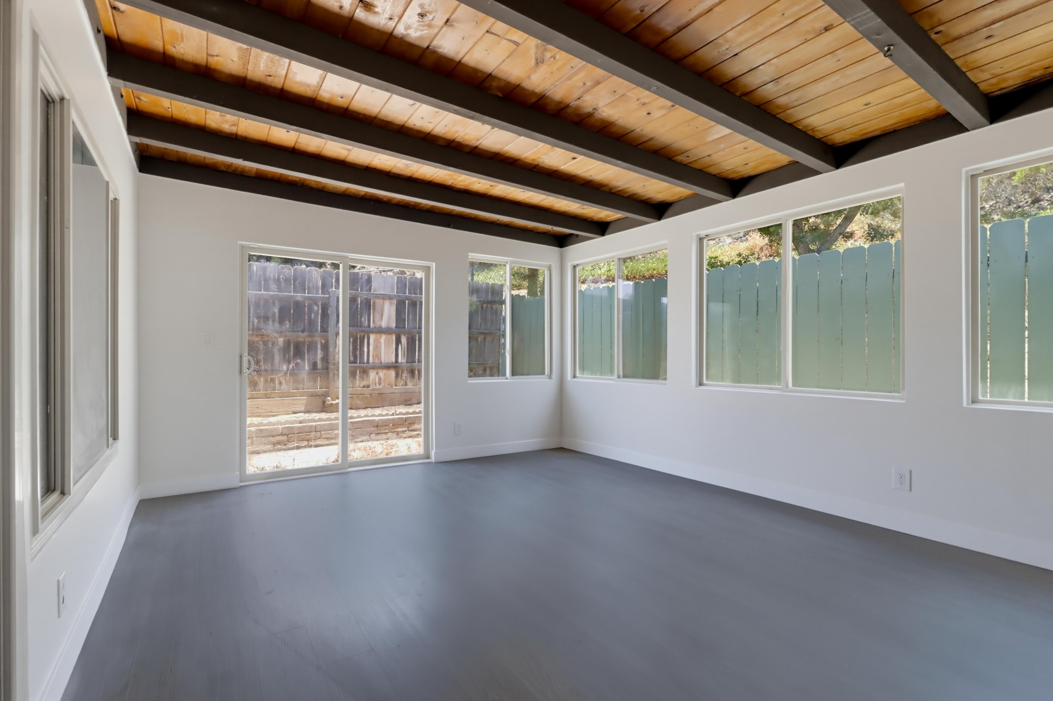 Virtual tour photo 27 of 35 for 8837 Terrarama Ave