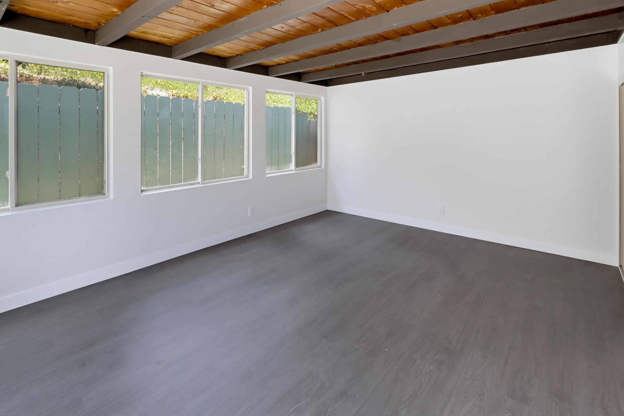Virtual tour photo 29 of 35 for 8837 Terrarama Ave