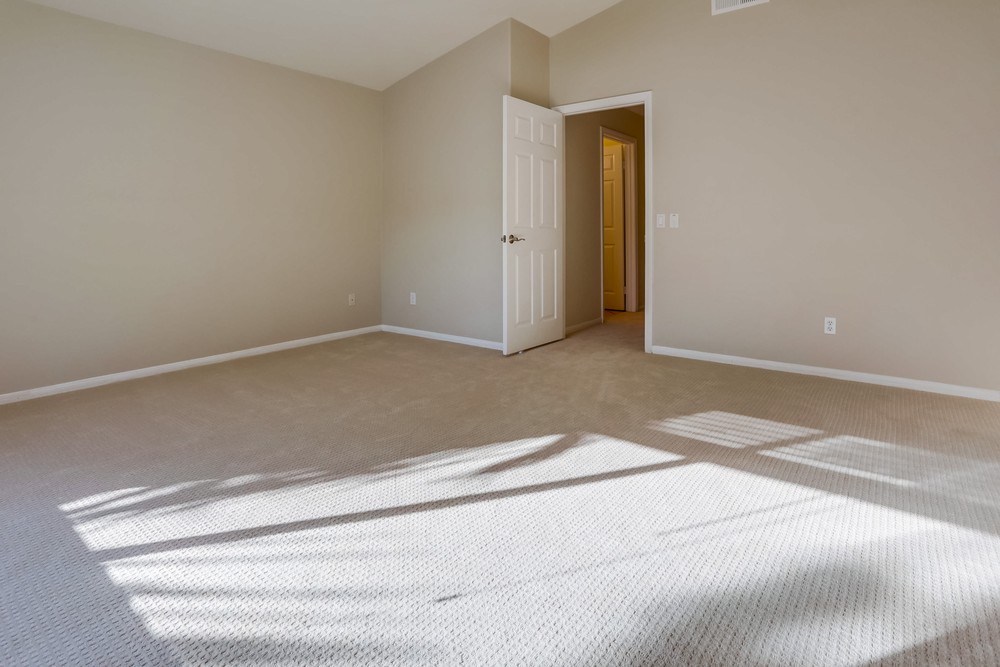 Virtual tour photo 27 of 41 for 8839 Gainsborough Ave