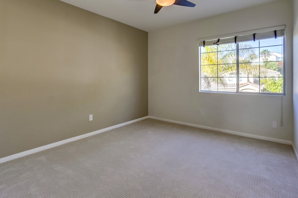 Virtual tour photo 33 of 41 for 8839 Gainsborough Ave
