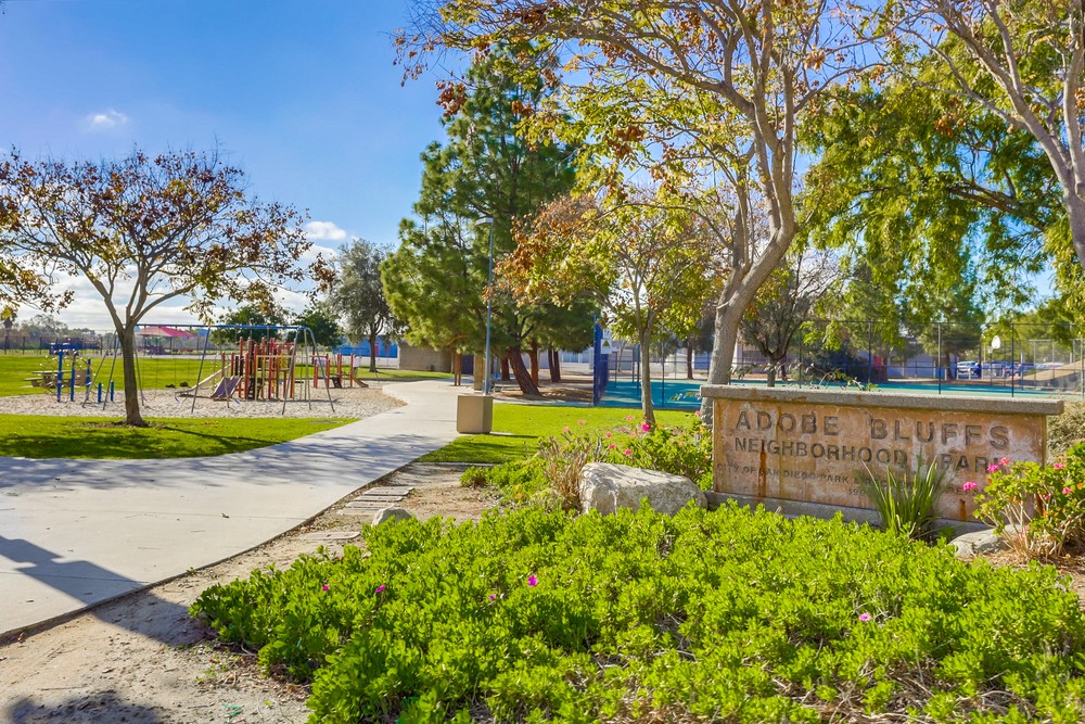 Virtual tour photo 42 of 41 for 8839 Gainsborough Ave