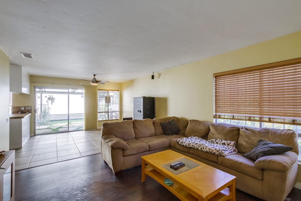 Virtual tour photo 6 of 31 for 8840 Flanders Dr