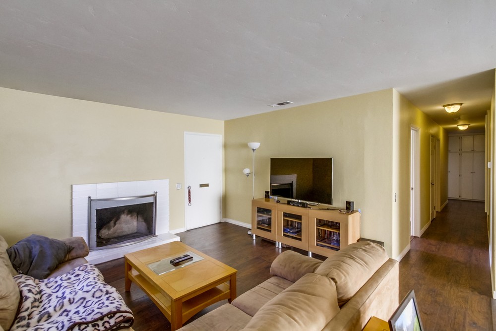 Virtual tour photo 8 of 31 for 8840 Flanders Dr