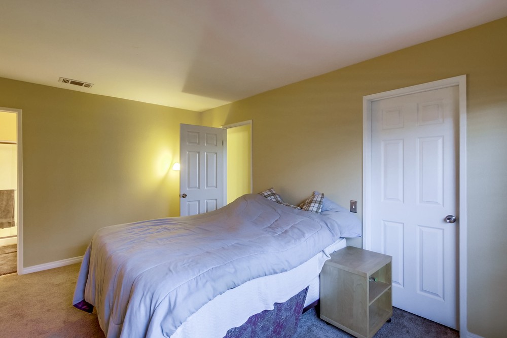 Virtual tour photo 19 of 31 for 8840 Flanders Dr