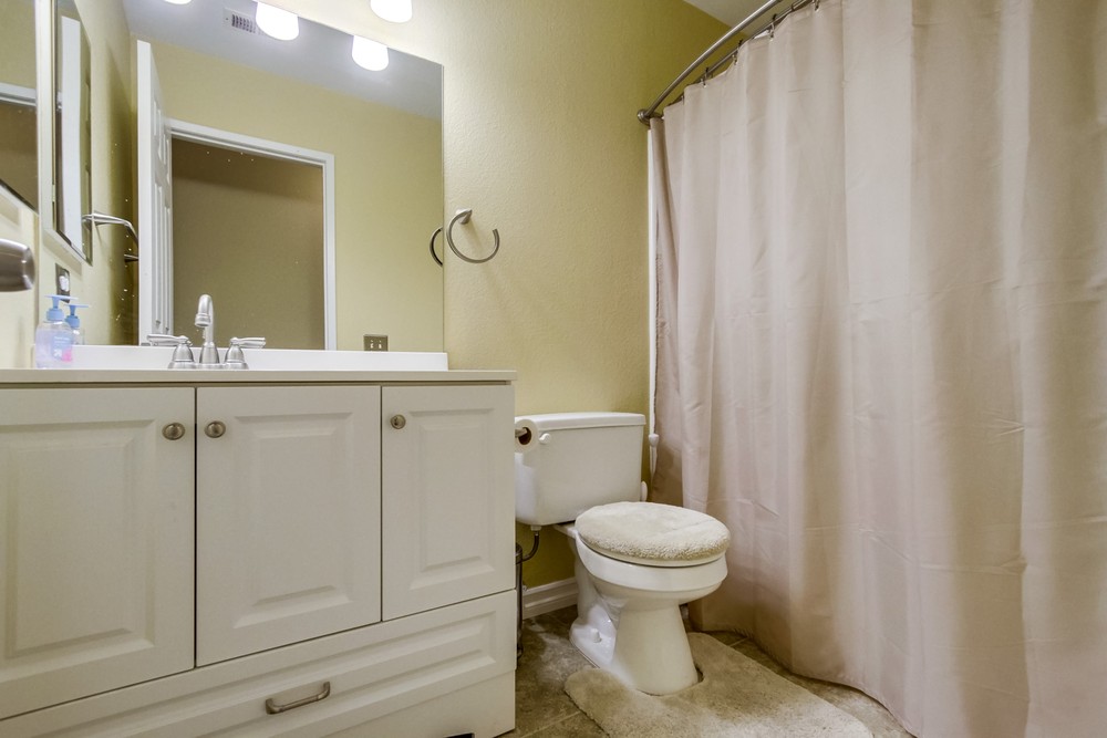 Virtual tour photo 28 of 31 for 8840 Flanders Dr