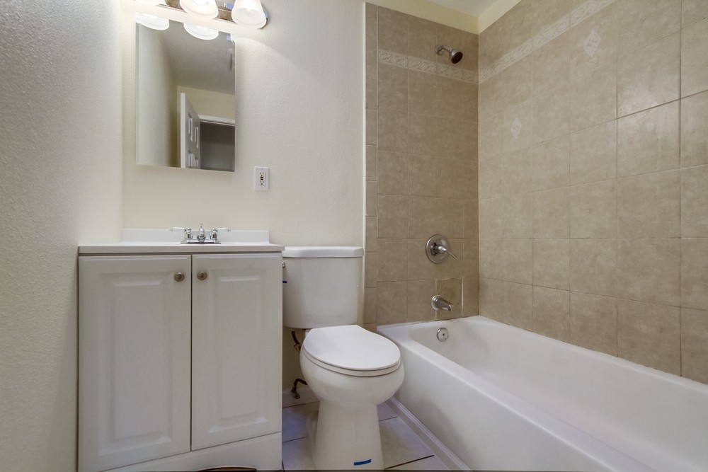Virtual tour photo 27 of 52 for 8840 Hammond Dr