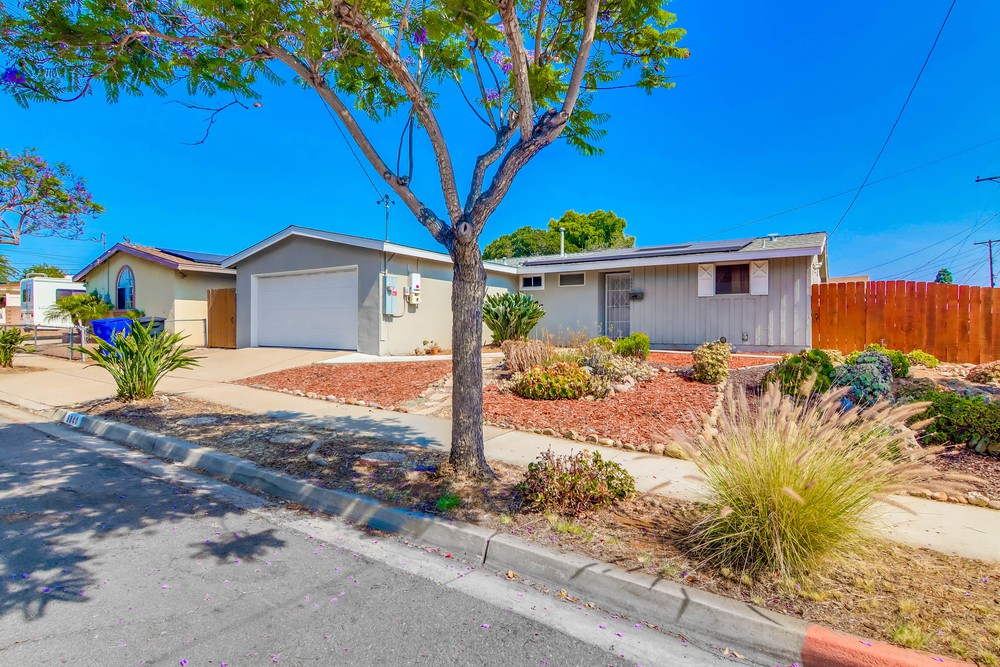 Virtual tour photo 1 of 48 for 8840 Pinecrest Ave