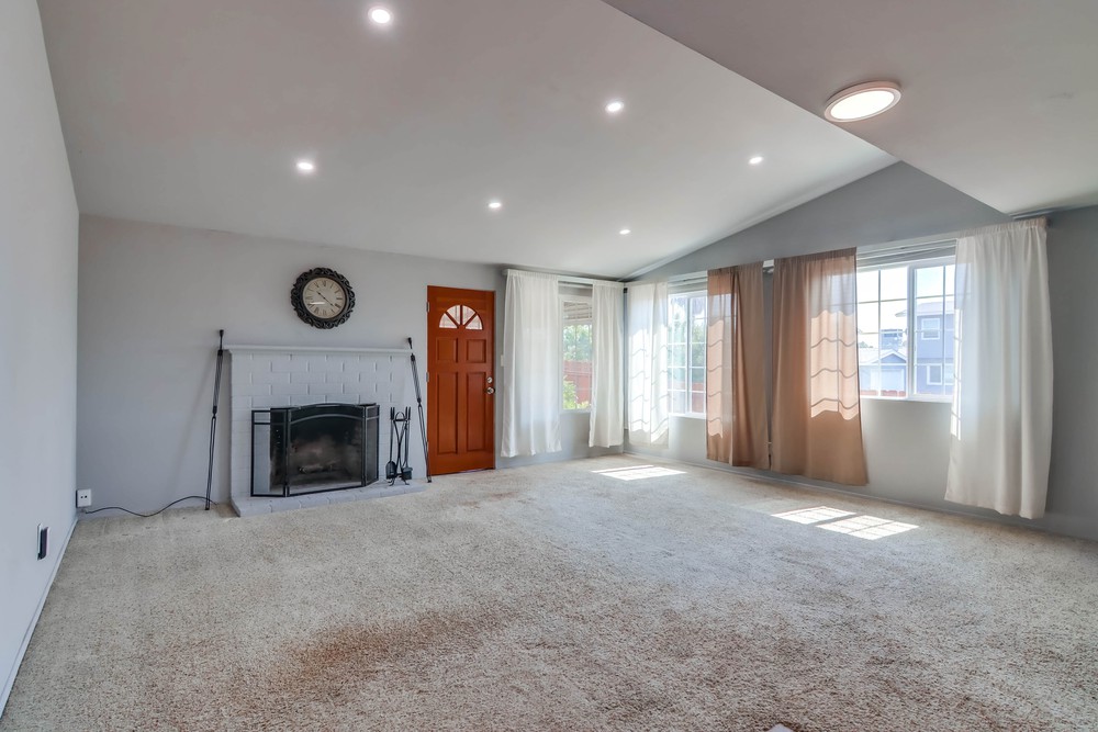 Virtual tour photo 8 of 48 for 8840 Pinecrest Ave