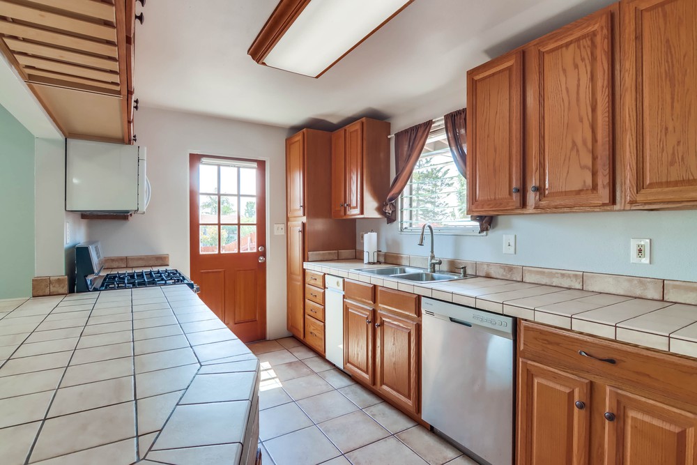 Virtual tour photo 20 of 48 for 8840 Pinecrest Ave