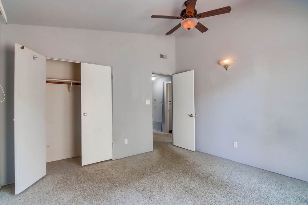 Virtual tour photo 34 of 48 for 8840 Pinecrest Ave