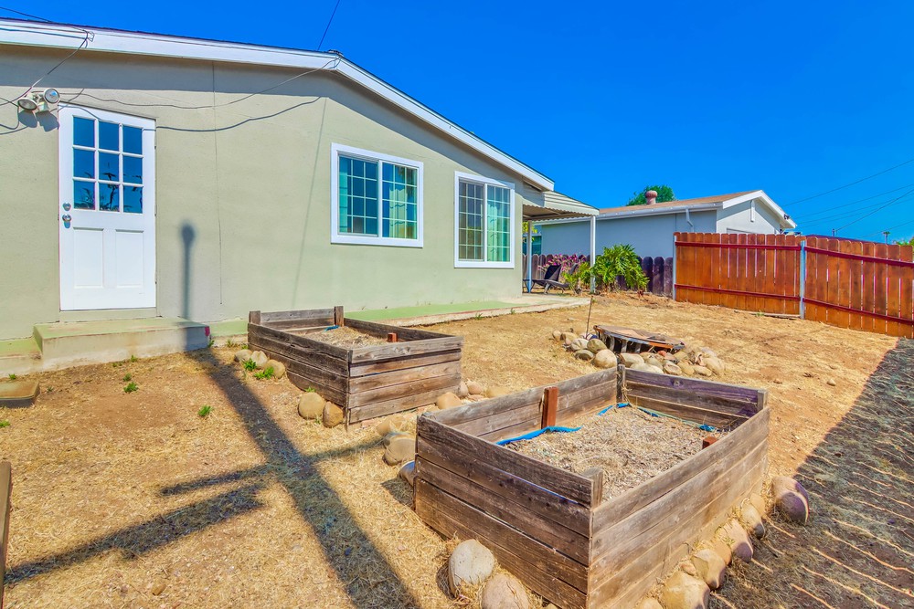 Virtual tour photo 38 of 48 for 8840 Pinecrest Ave