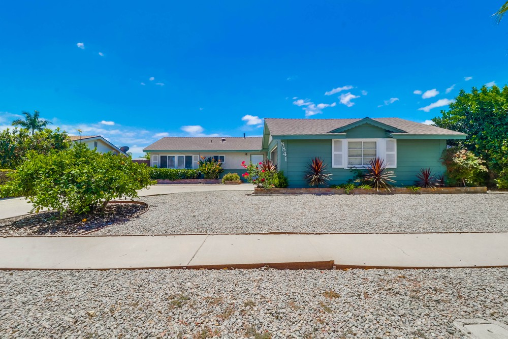 Virtual tour photo 3 of 35 for 8841 Sovereign Rd