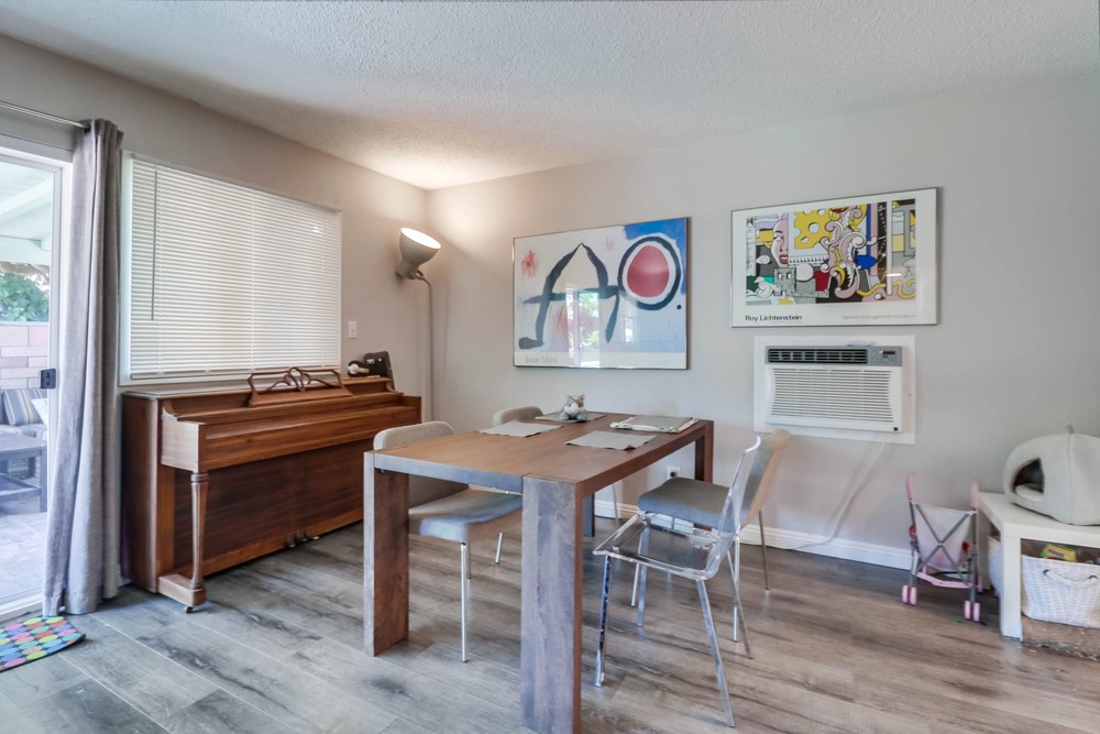 Virtual tour photo 7 of 35 for 8841 Sovereign Rd