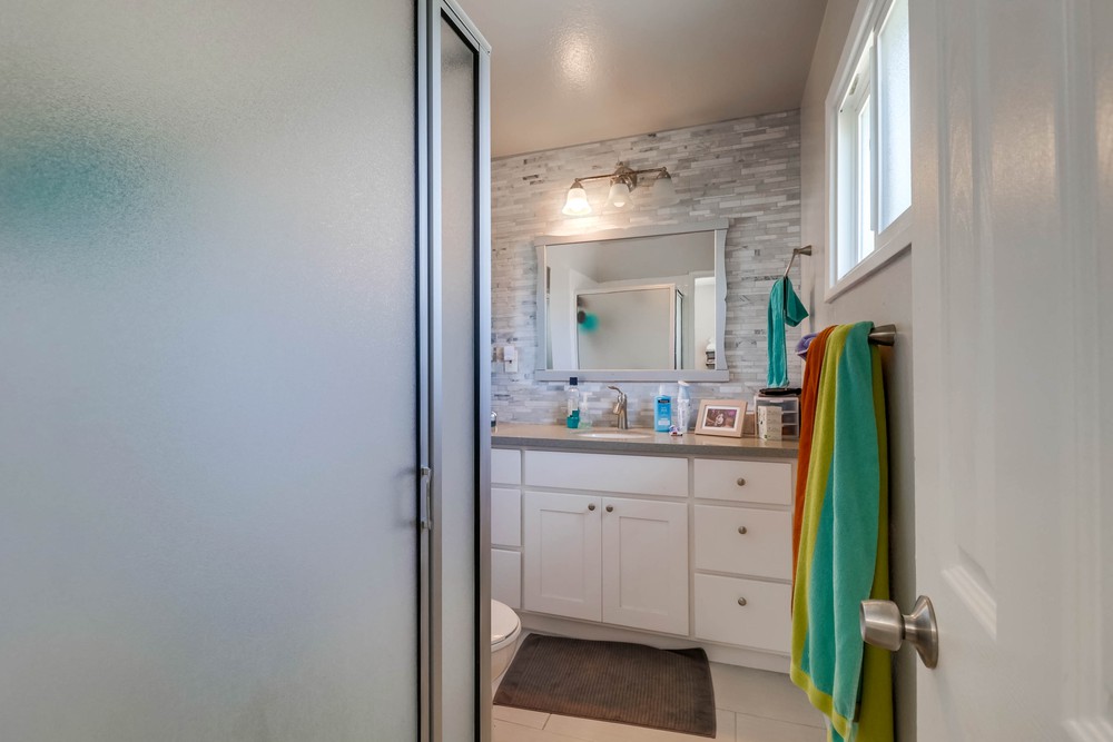 Virtual tour photo 19 of 35 for 8841 Sovereign Rd