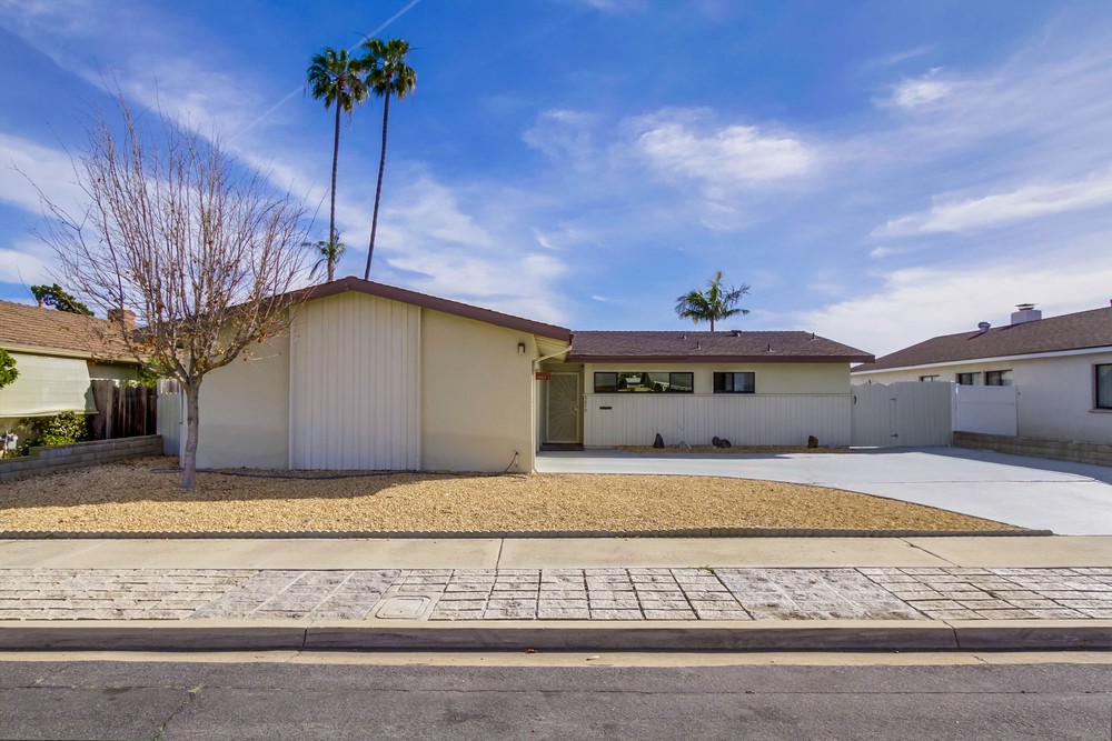 Virtual tour photo 1 of 29 for 8849 Glenhaven St