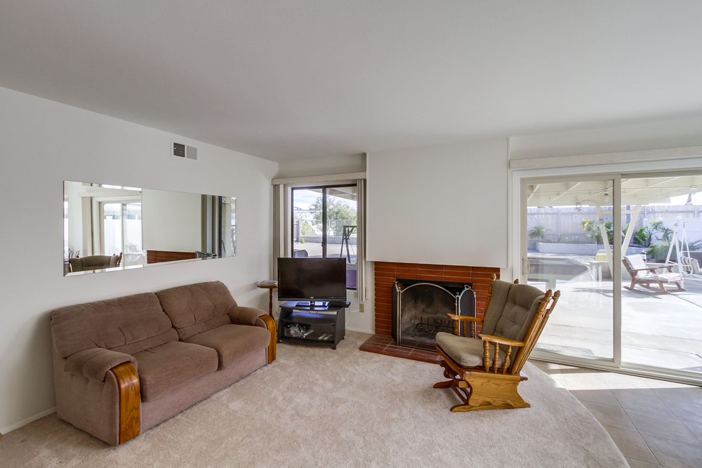 Virtual tour photo 6 of 29 for 8849 Glenhaven St