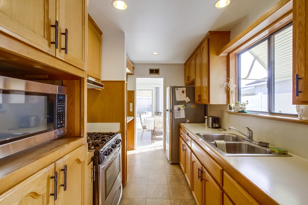 Virtual tour photo 9 of 29 for 8849 Glenhaven St