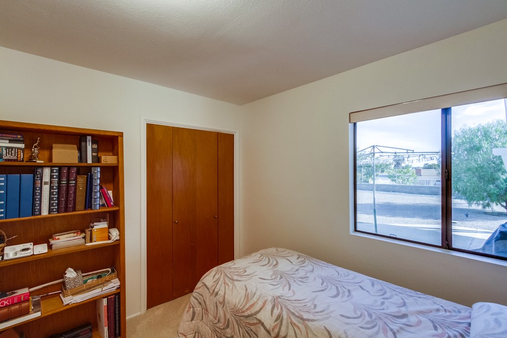 Virtual tour photo 17 of 29 for 8849 Glenhaven St