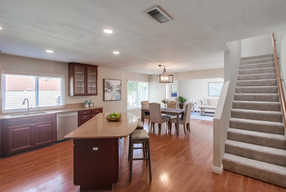Virtual tour photo 23 of 50 for 8849 Revelstoke Way