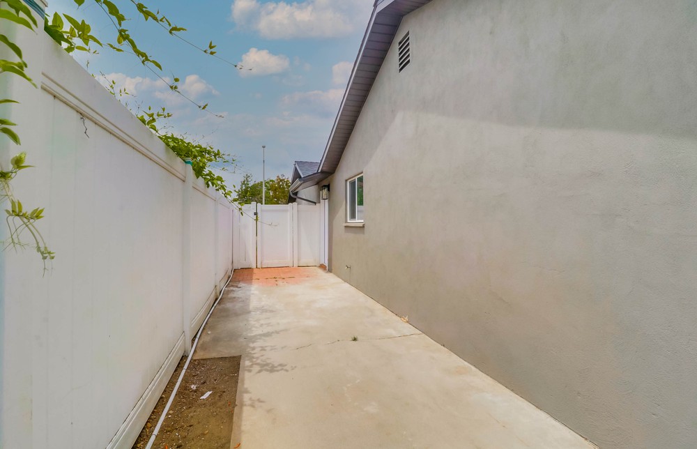 Virtual tour photo 45 of 47 for 8853 Heraldry St