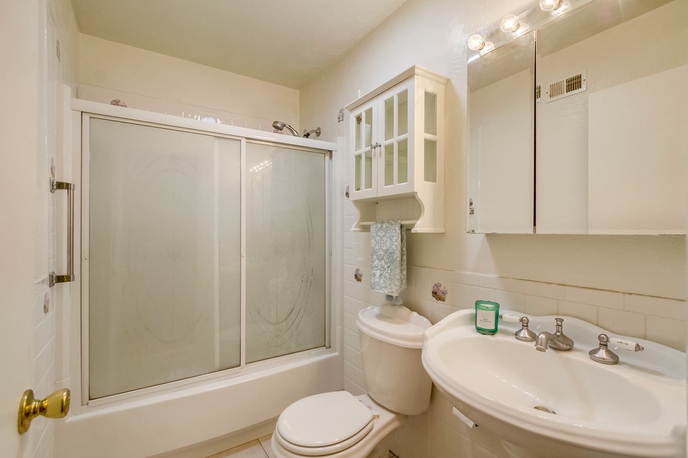 Virtual tour photo 22 of 35 for 8854 Harlington Dr