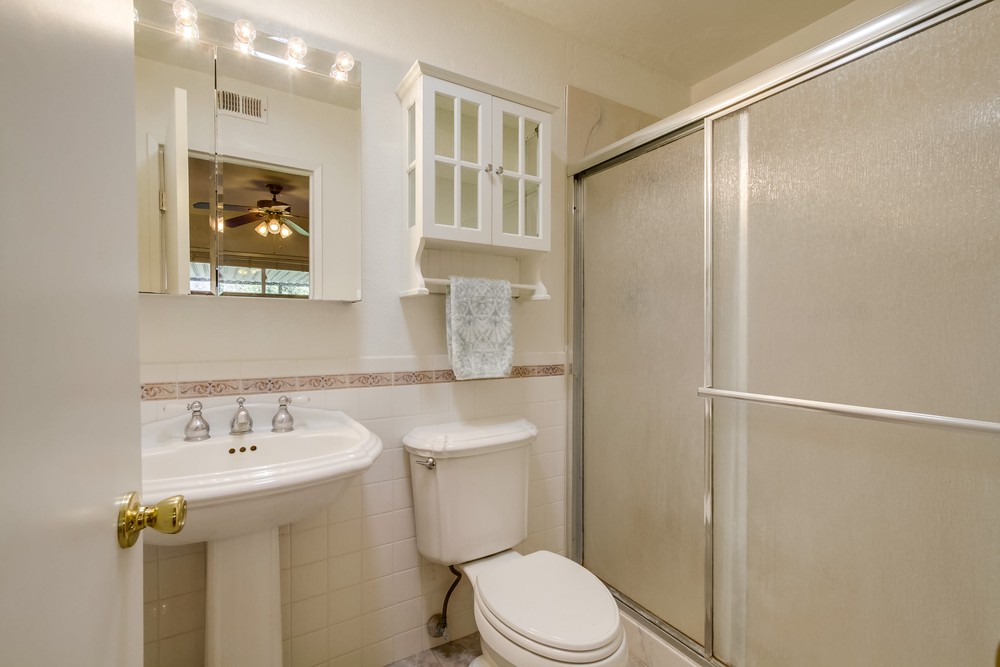 Virtual tour photo 29 of 35 for 8854 Harlington Dr